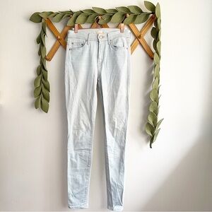 Mother High Waisted Looker Backstage Pass Jeans Size 25